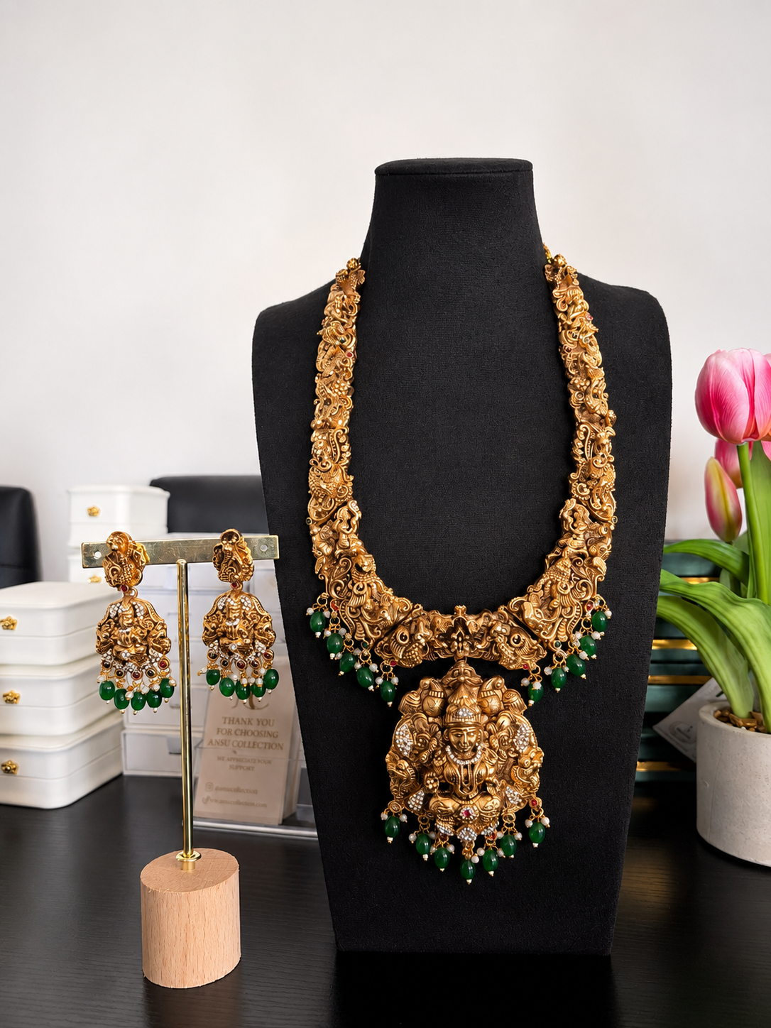 Mahalaxmi Necklace Set