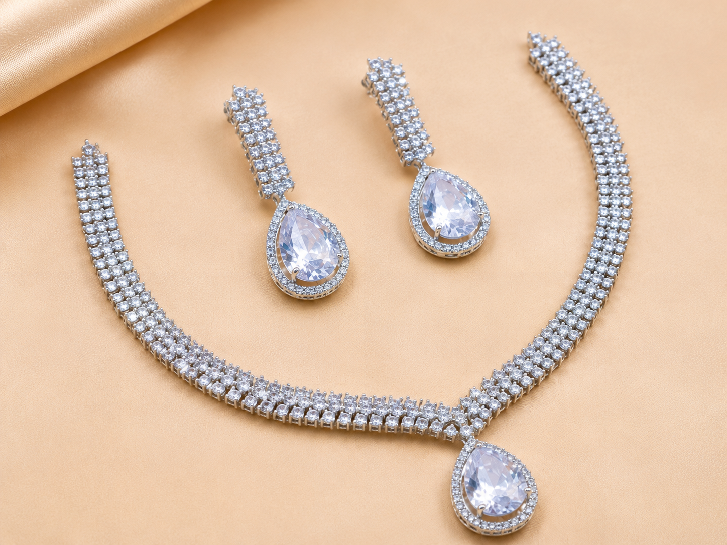 ✨ Kiara AAmerican Diamond Necklace & Earring Set | Variants:
🤍 Crystal White
💙 Sapphire Blue