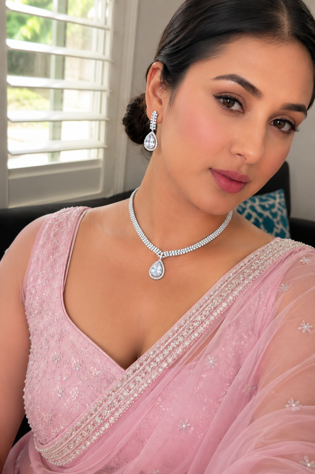 ✨ Kiara AAmerican Diamond Necklace & Earring Set | Variants:
🤍 Crystal White
💙 Sapphire Blue