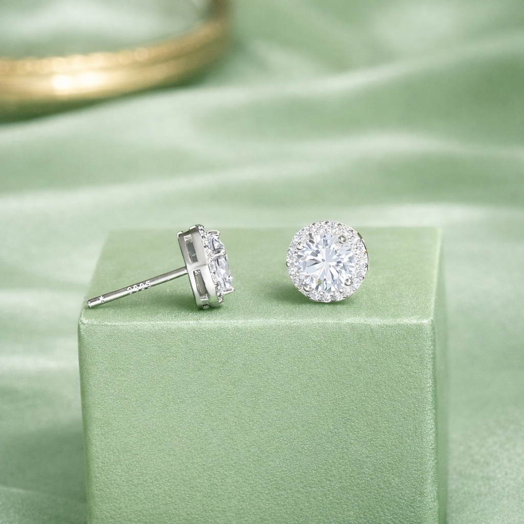 6mm 925 Sterling Silver Round Cubic Zirconia Stud Earrings – Sparkling White