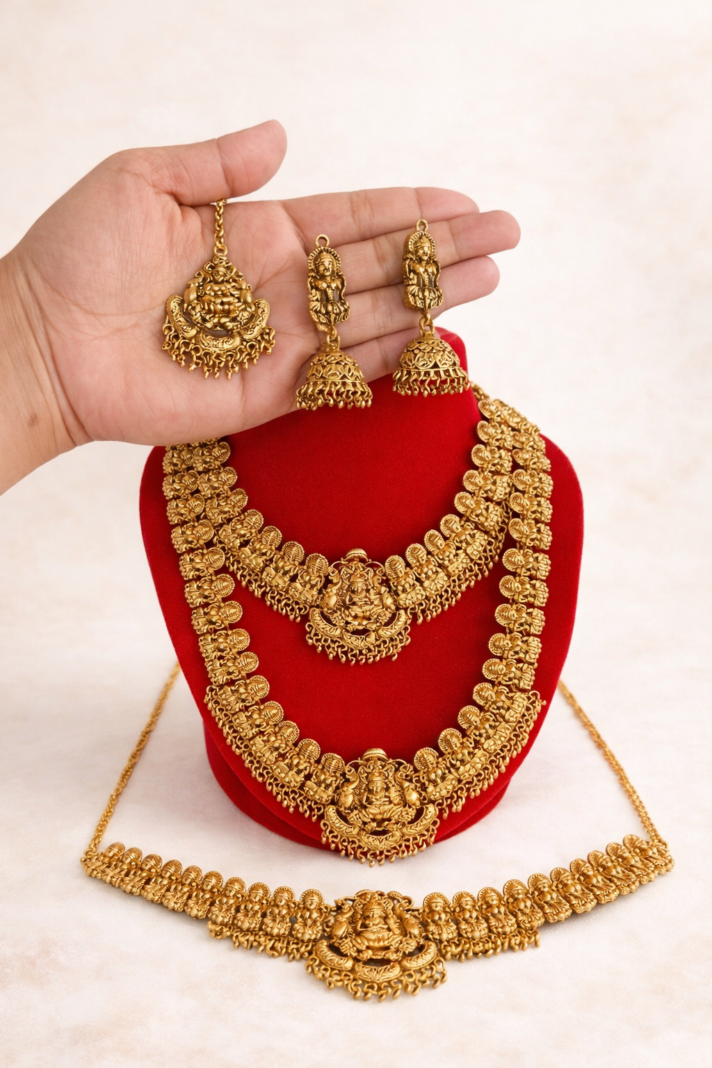 Heritage Antique Gold Bridal Jewellery Set