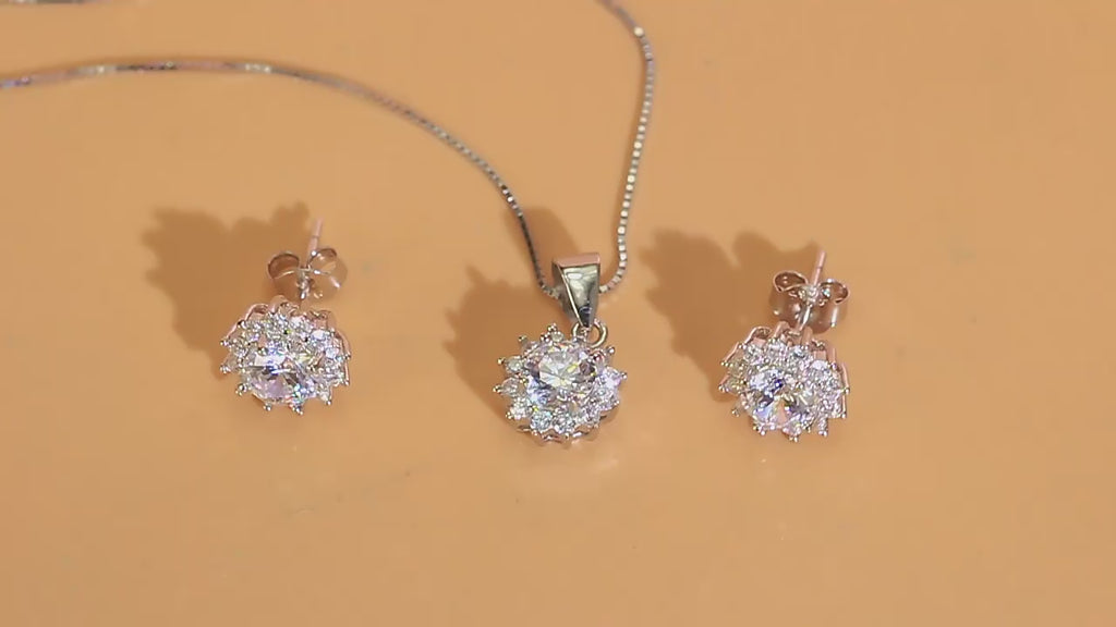 Latest Dazzling Cubic Zirconia White Flower 925 Sterling Silver Necklace & Earring Set