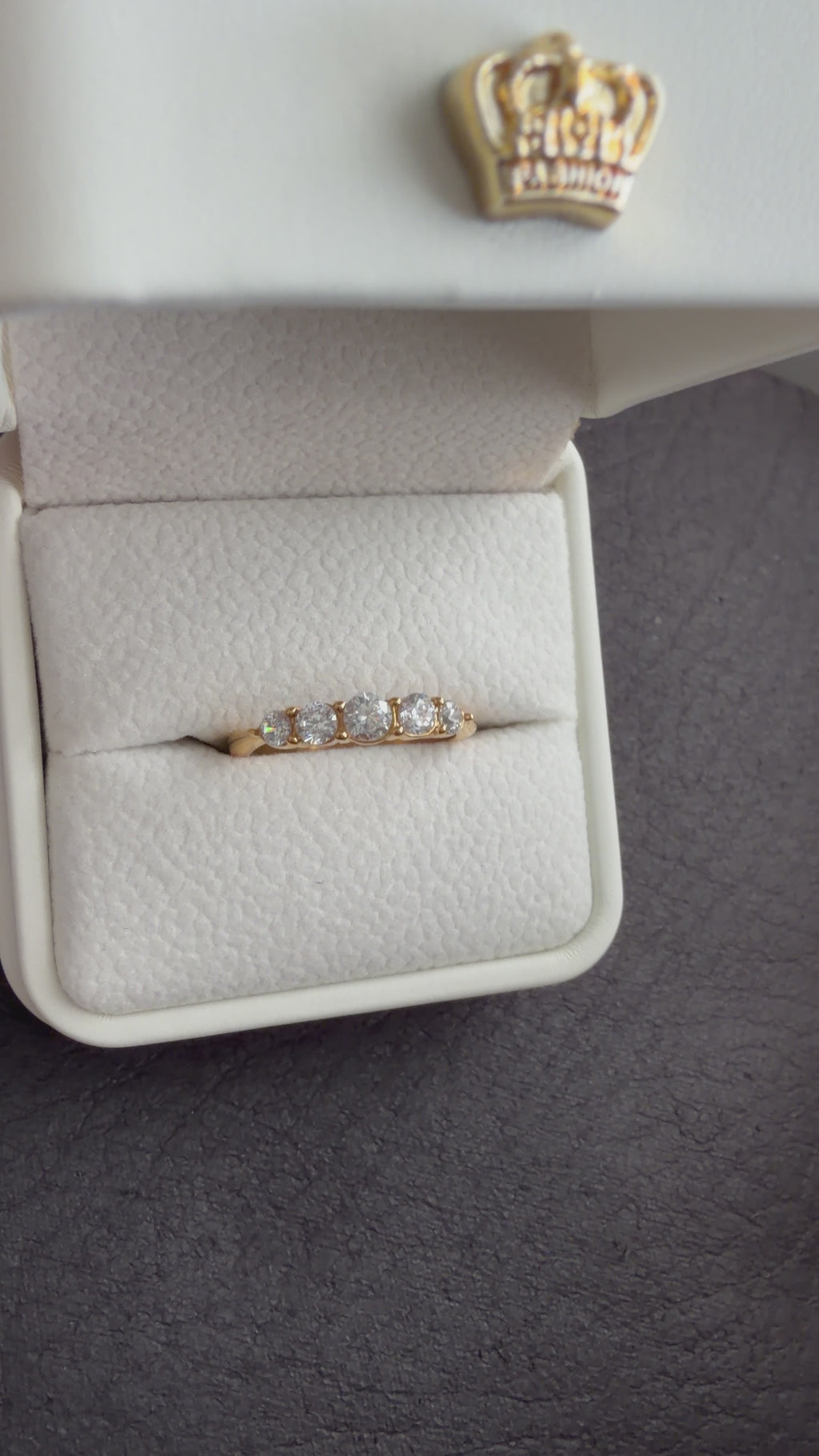 Stella Ring