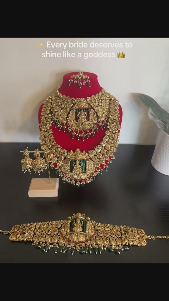 Mahalakshmi Heavy Antique Bridal Jewellery Set