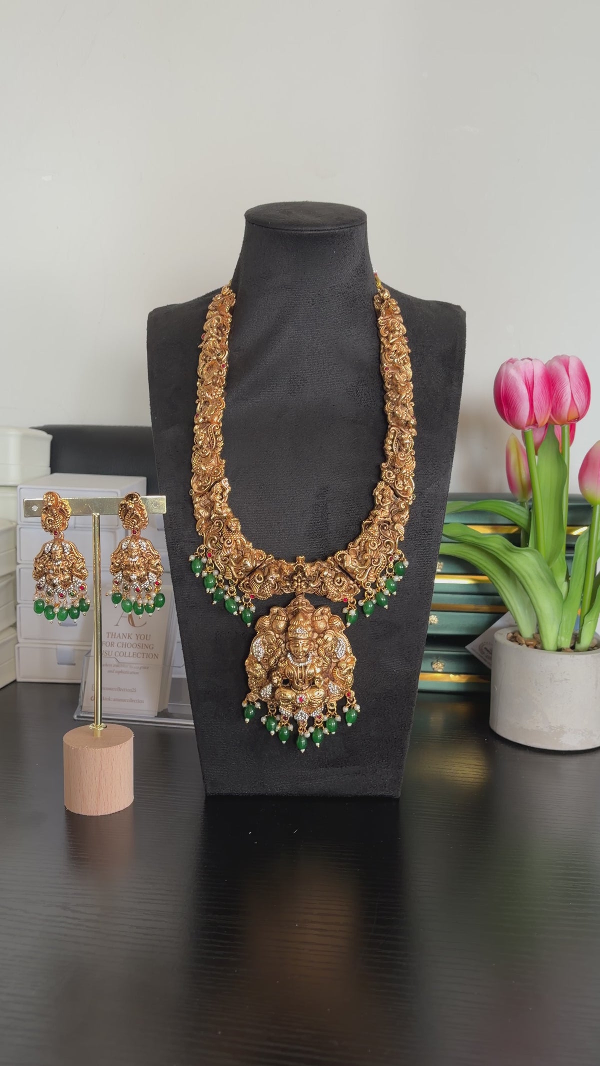 Mahalaxmi Necklace Set